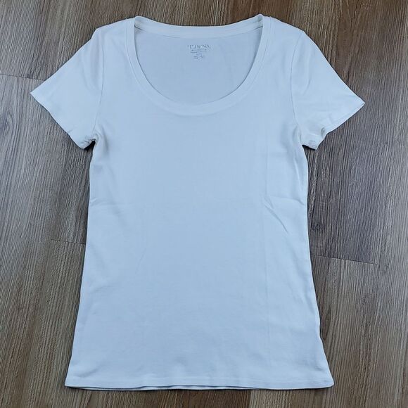 Merona Tops - 💜Merona White Ultimate Tee Scoop Neck Short Sleeve Top Medium